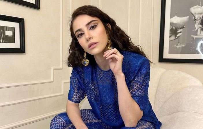 Bir yanda Sipahi, diğer tarafta Aşk-ı Destan Gülcemal dizileri! Ancak Özge Gürel ile Serkan Çayoğlu için aşka engel değil! 8