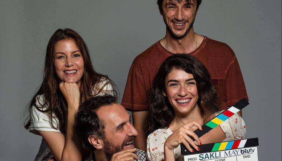 Alev Alev'in iki yıldız oyuncusu yeni bir dizide bir araya geliyor! 7 Alev Alev'in iki yıldız oyuncusu yeni bir dizide bir araya geliyor! 7