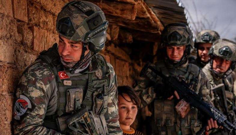 Fox TV'nin çok iddialı dizisi için final kararı net! 9