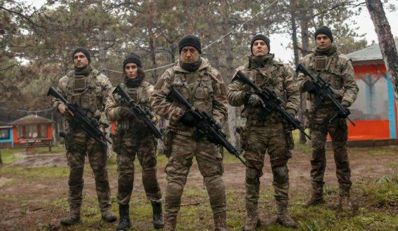Savaşçı dizisinde şoke eden ayrılık sonrası, Serenay Aktaş rolü kaptı! 8