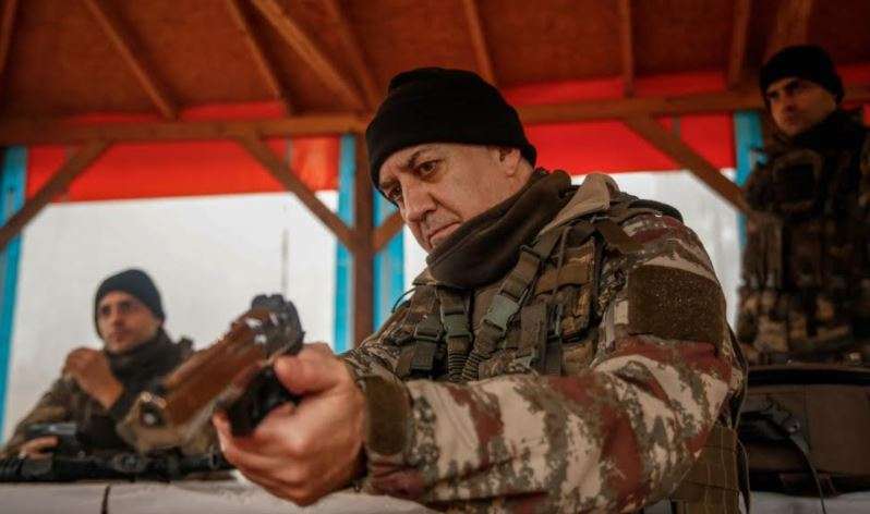 Savaşçı dizisinde yeni ekip bir harika! Tamer Karadağlı, Serenay Aktaş, Anıl Tetik, Erkan Meriç, Ekin Mert Daymaz ile işte yeni savaşçılar! 13