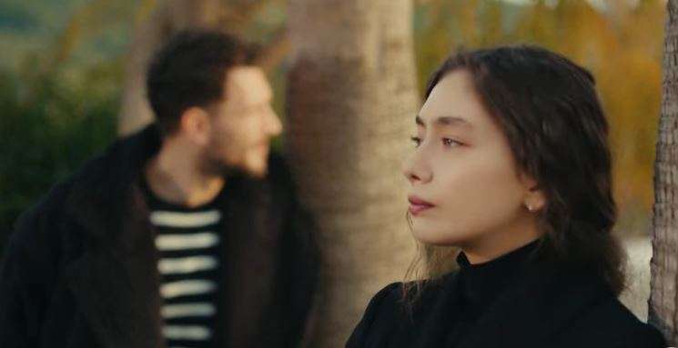 Tuba Büyüküstün'ün Sefirin Kızı dizisine gelişi kafaları karıştırdı! Nare'yi mi oynayacak? 6