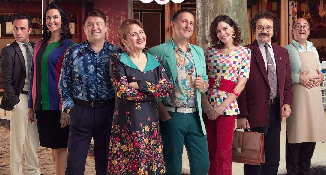 TRT1'de geri dönen Seksenler dizisine Zeynep Demirel damgası! 8