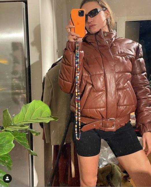 Siz misiniz Serenay Sarıkaya'nın giyim tarzını beğenmeyen, ters köşe işte böyle olur! 8 Siz misiniz Serenay Sarıkaya'nın giyim tarzını beğenmeyen, ters köşe işte böyle olur! 8
