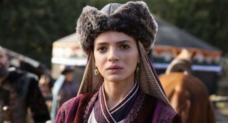 İki başrol kadın oyuncusunun ayrıldığı Terzi’de Çağatay Ulusoy’un yeni partneri belli oldu! 13 İki başrol kadın oyuncusunun ayrıldığı Terzi’de Çağatay Ulusoy’un yeni partneri belli oldu! 13