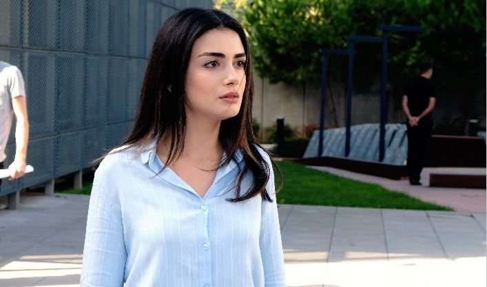 Baba dizisinde Tolga Sarıtaş'ın canlandıracağı Kadir'in kardeşleri belli oldu! 8
