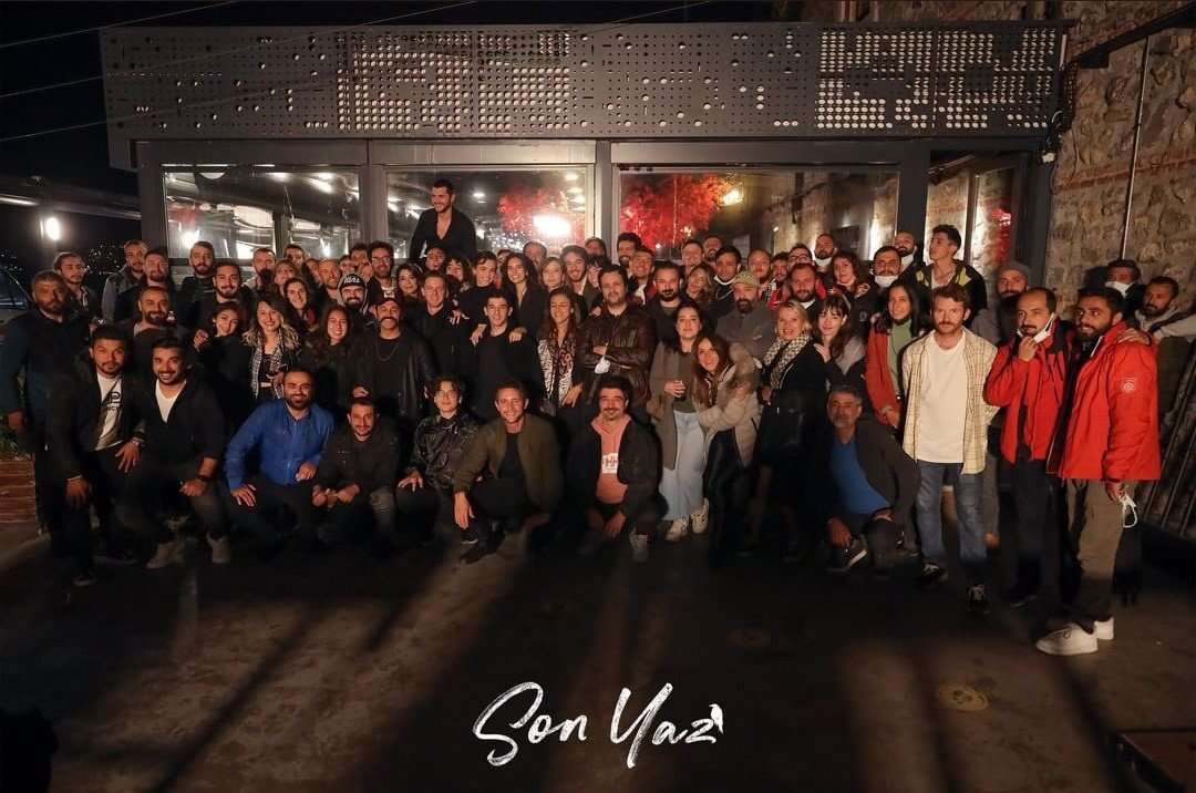 Son Yaz dizi ekibinden final hatırası! 7 Son Yaz dizi ekibinden final hatırası! 7