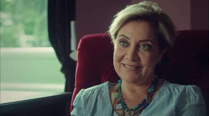 İstanbullu Gelin dizisiyle akıllarda kalan Tilbe Saran, Birce Akalay'a rol arkadaşı oluyor! 7