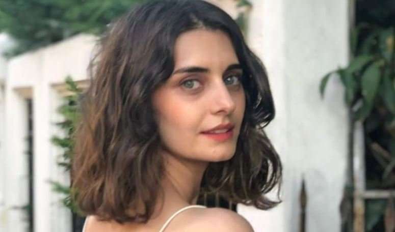 Tülin Ece gündem olmuyor ama sessiz ve derinden giderek akıllara daha çok yerleşiyor! 7 Tülin Ece gündem olmuyor ama sessiz ve derinden giderek akıllara daha çok yerleşiyor! 7