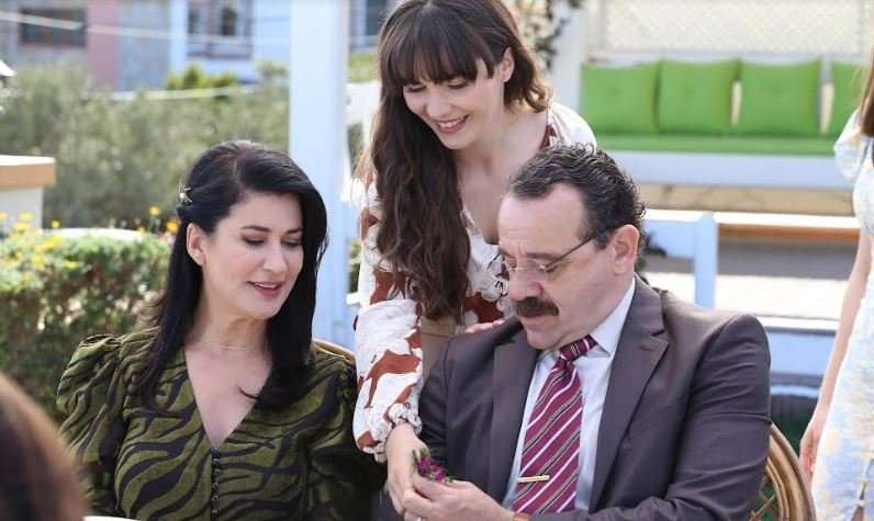 Üç Kız Kardeş dizisinde merak edilen sürprizler bir bir ortaya çıkmaya başladı! 8
