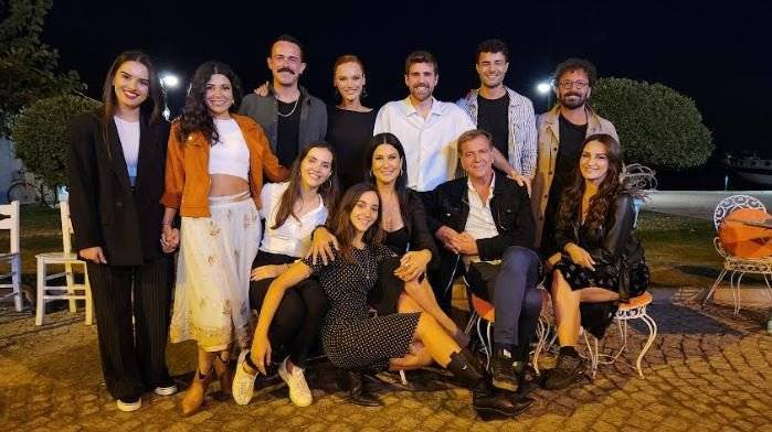 Üç Kız Kardeş dizisinin 8 Kasım 25. bölümde takdir edilecek reyting başarısı! 7