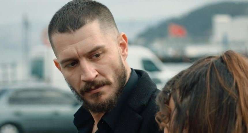 Üç Kuruş bitiyor, Uraz Kaygılaroğlu'nun yeni partneri Pınar Deniz olabilir! 7 Üç Kuruş bitiyor, Uraz Kaygılaroğlu'nun yeni partneri Pınar Deniz olabilir! 7