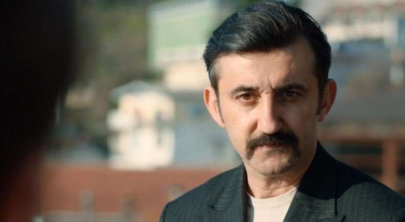 Necip Memili, Çukur dizisinde yaptığının bir benzerini Üç Kuruş'ta gerçekleştirdi! 42