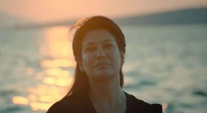 Nesrin öldü mü? Üç Kız Kardeş dizisi, yeni sezon ilk bölümde şoklar geliyor! 8 Nesrin öldü mü? Üç Kız Kardeş dizisi, yeni sezon ilk bölümde şoklar geliyor! 8