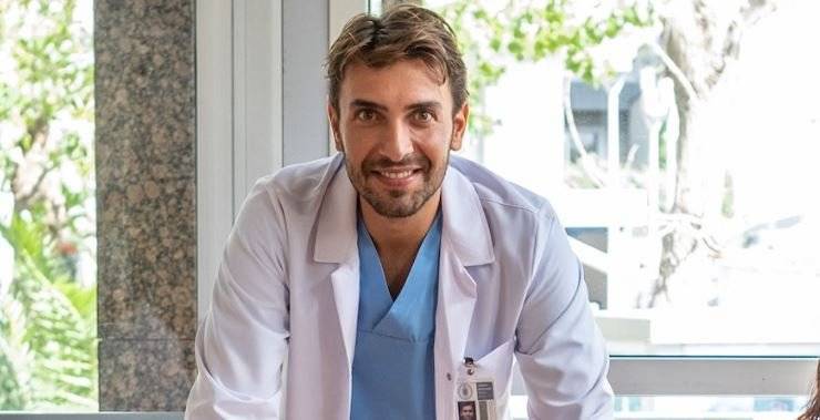 Sen Anlat Karadeniz dizisinden sonra Ulaş Tuna Astepe diziler konusunda şanssızlık yaşadı! 7 Sen Anlat Karadeniz dizisinden sonra Ulaş Tuna Astepe diziler konusunda şanssızlık yaşadı! 7