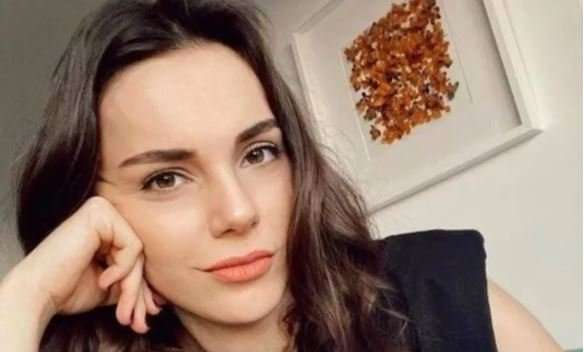Gönül Dağı dizisiyle parlayan Berk Atan, yeni partneri ortaya çıktı! 8