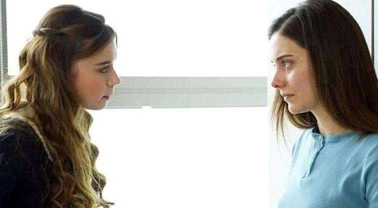 Yalı Çapkını dizisinin hikayesinin gerçek olması, bazı sahnelerde oyuncuların canlarını acıtıyor! 8