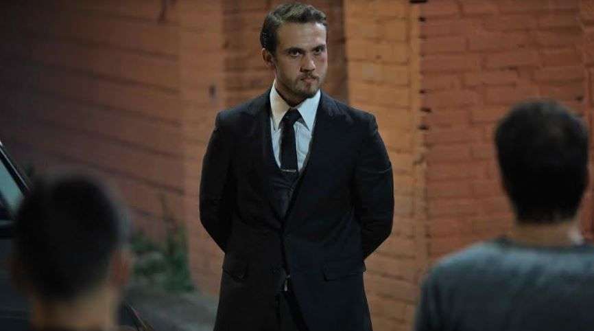 Aras Bulut İynemli dev bir projeyle geliyor! Bombayı Ayşe Arman patlattı! 12