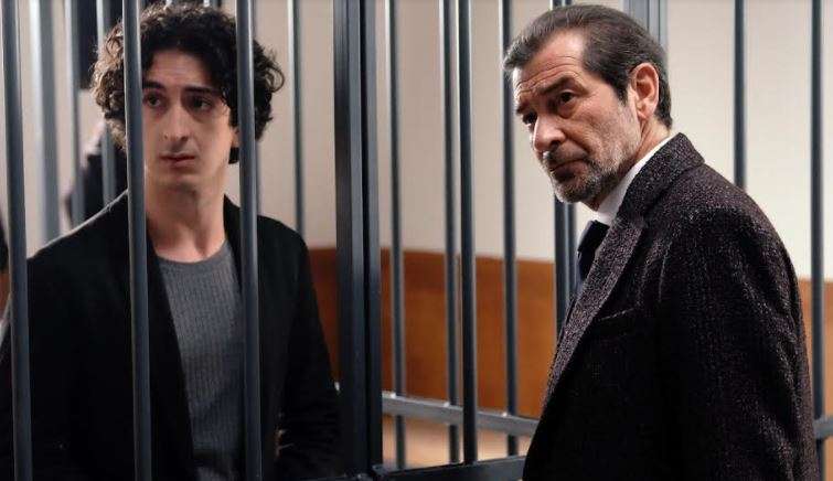 Yargı'nın Engin'i Onur Durmaz, izleyicinin ters köşe tepkisini görünce şoka uğradı! 8 Yargı'nın Engin'i Onur Durmaz, izleyicinin ters köşe tepkisini görünce şoka uğradı! 8