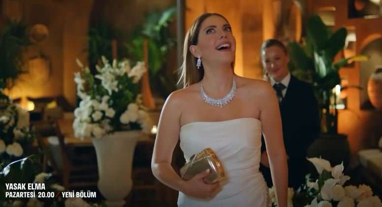 İlahi Yıldız! Diyetisyeni bile şoka soktu! Yasak Elma'dan bir efsane sahne daha! 7 İlahi Yıldız! Diyetisyeni bile şoka soktu! Yasak Elma'dan bir efsane sahne daha! 7