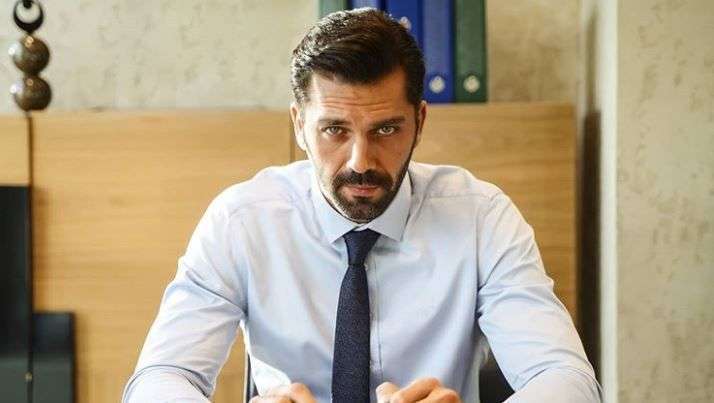 Yasak Elma dizisine Gökhan Alkan ile birlikte geldi, şimdi gitme zamanı geldi! 7