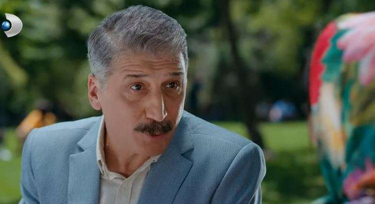 Usta oyuncu Cem Davran sevenlerine yeni bir müjde verdi! 7