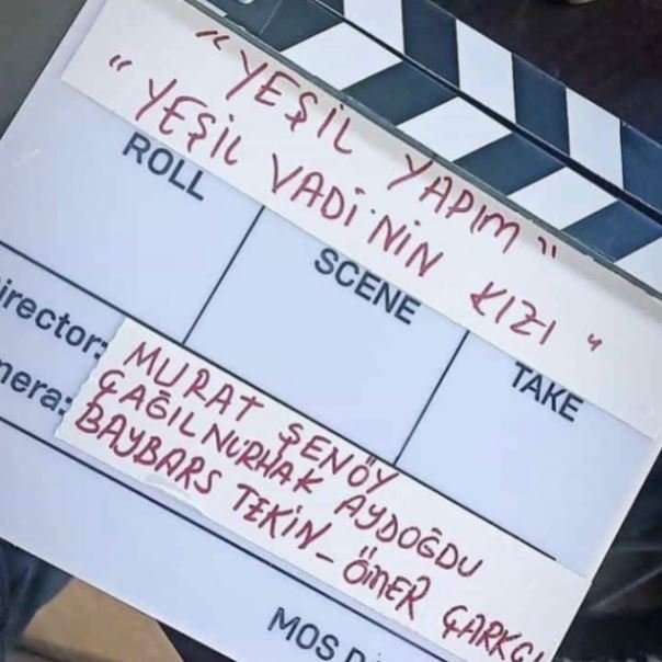 Beren Gökyıldız, kariyerinde zıplama yaşatacak yeni bir proje buldu! 9 Beren Gökyıldız, kariyerinde zıplama yaşatacak yeni bir proje buldu! 9