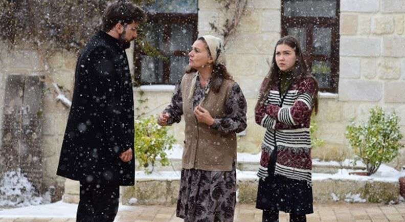 Zümrüdüanka'nın Ülfet'i Hatice Aslan'ın yeni dizisi belli oldu! 7 Zümrüdüanka'nın Ülfet'i Hatice Aslan'ın yeni dizisi belli oldu! 7