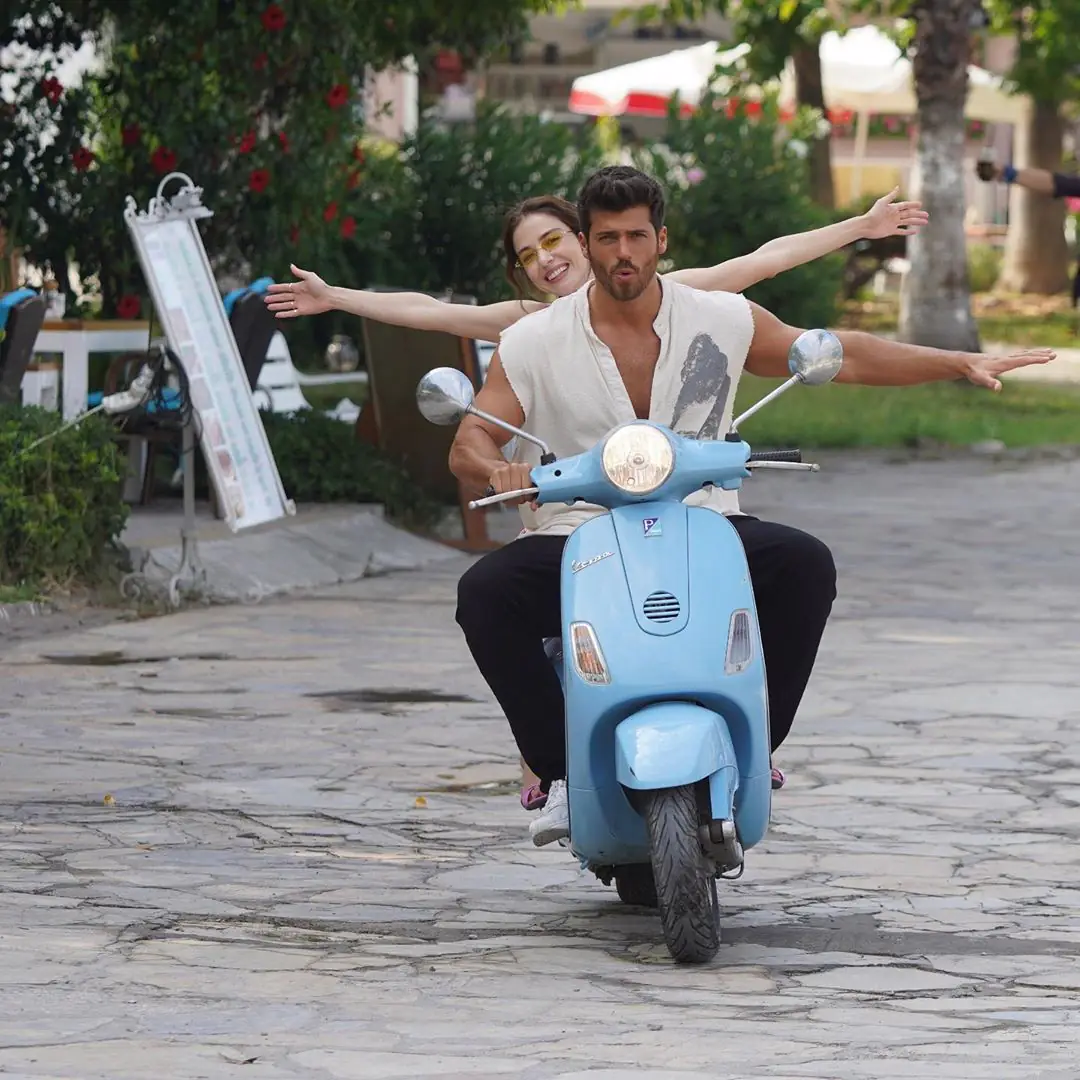 Can Yaman ve Özge Gürel sempatisi! Doğa Rutkay'ın çılgınlığı! Nur Fettahoğlu'nun sevgi dolu hali! 10