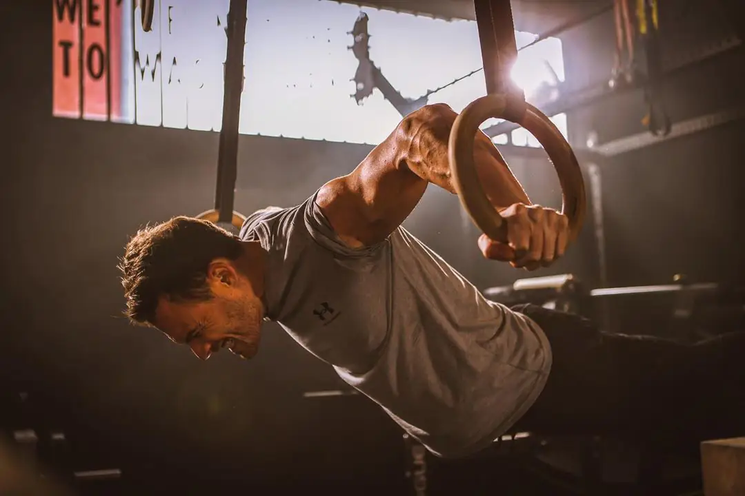 Kerem Bürsin'den yeni bir sürpriz daha geliyor! 7