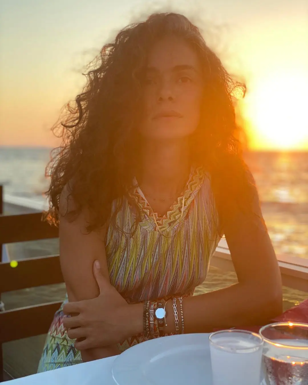 Kadın dizisinin Bahar'ı Özge Özpirinçci aradığını buldu! 7
