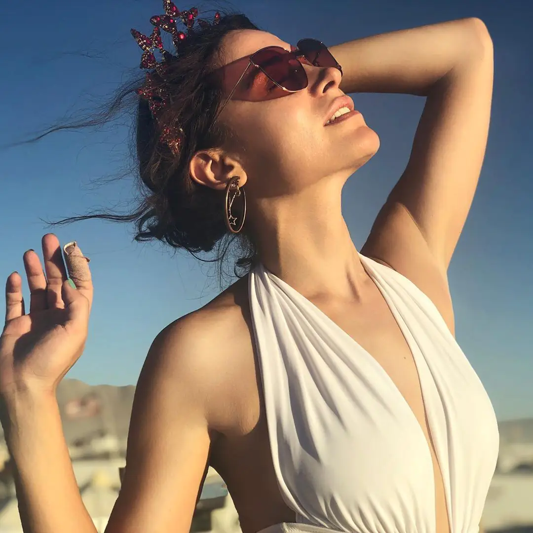 Belçim Bilgin, Demet Özdemir, Hazar Ergüçlü ve Gülse Birsel tarzlarıyla göz doldurdu 10 Belçim Bilgin, Demet Özdemir, Hazar Ergüçlü ve Gülse Birsel tarzlarıyla göz doldurdu 10