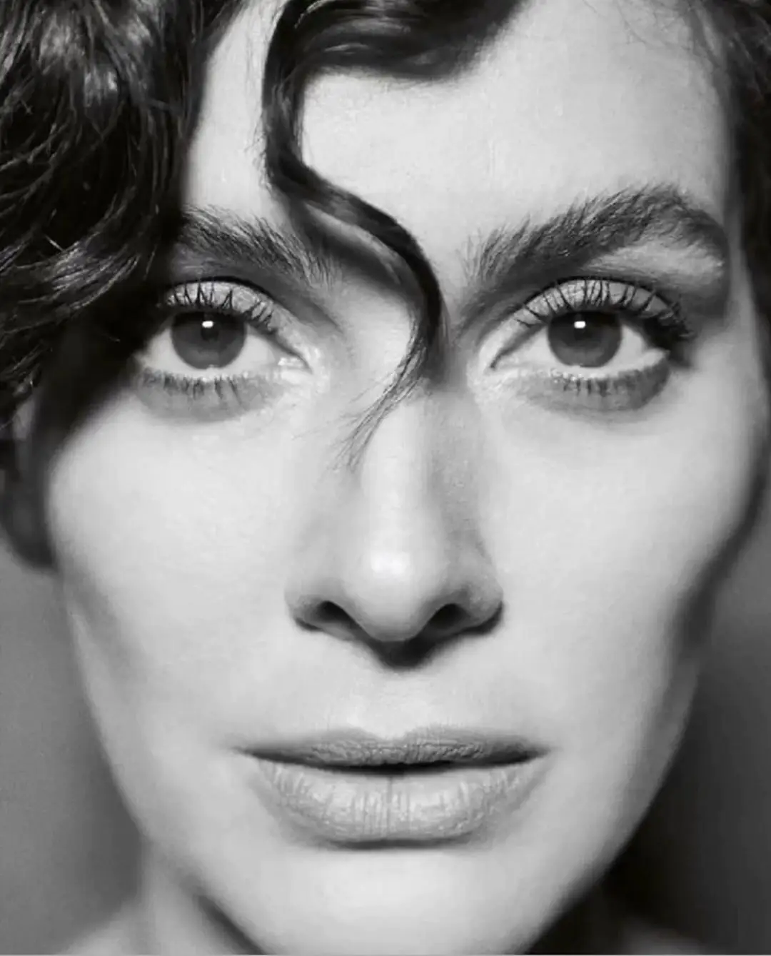 Bergüzar Korel, Songül Öden'in mesajını aldı ve Miray Daner, Beyza Şekerci ile Şükran Ovalı'ya pas attı! 7