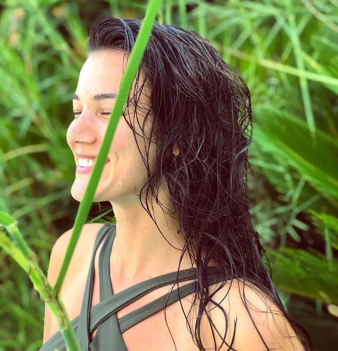 Pınar Deniz tatilde coştu, magazine bikinili yakalanma derdine son verdi! 9