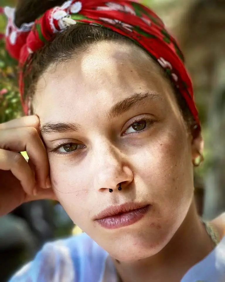 Melisa Şenolsun ve Uraz Kaygılaroğlu'nun en doğal halleri! 8