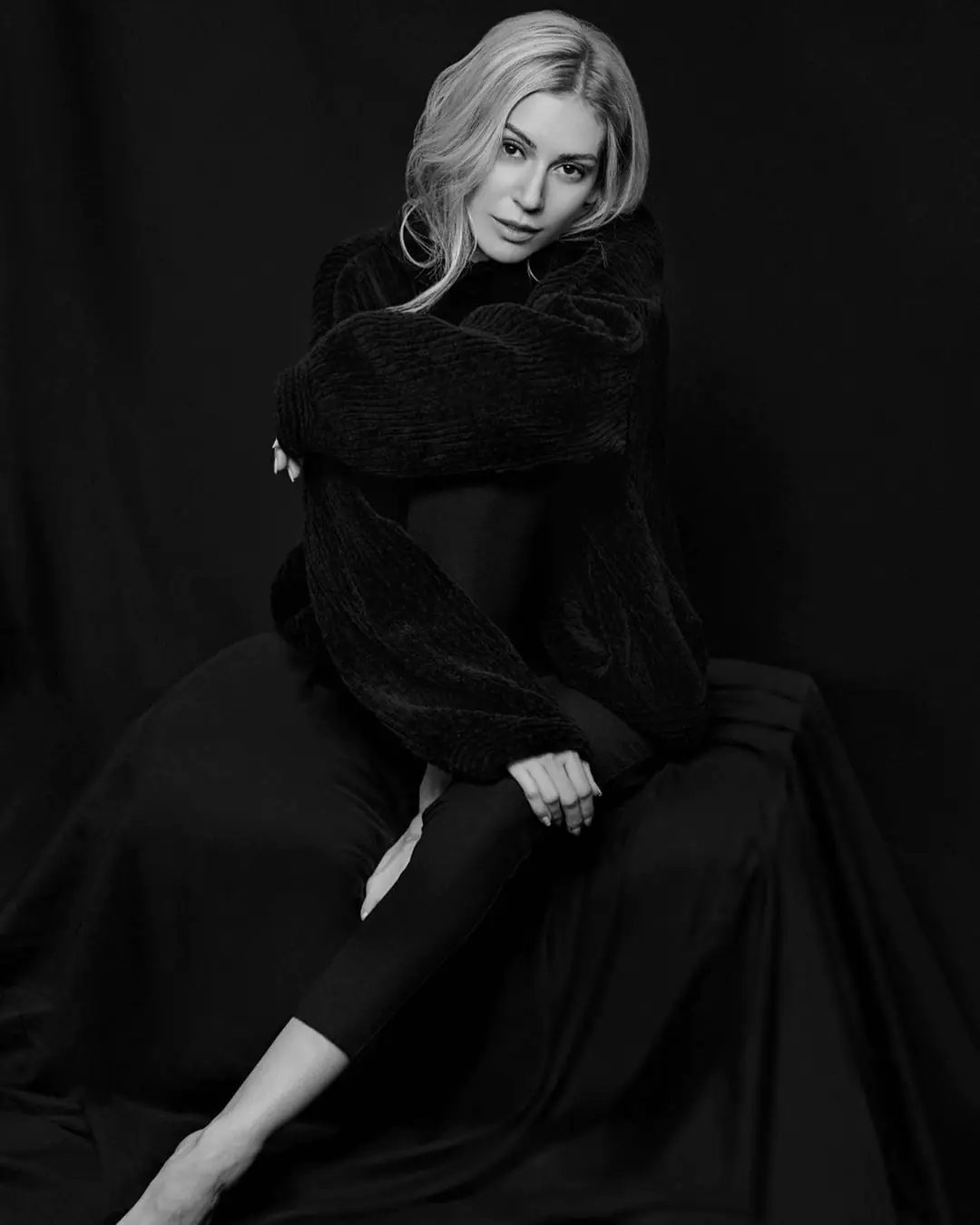 Sinem Kobal'ın hayranlarından bir isteği var! 14 Ağustos için böyle seslendi... 7