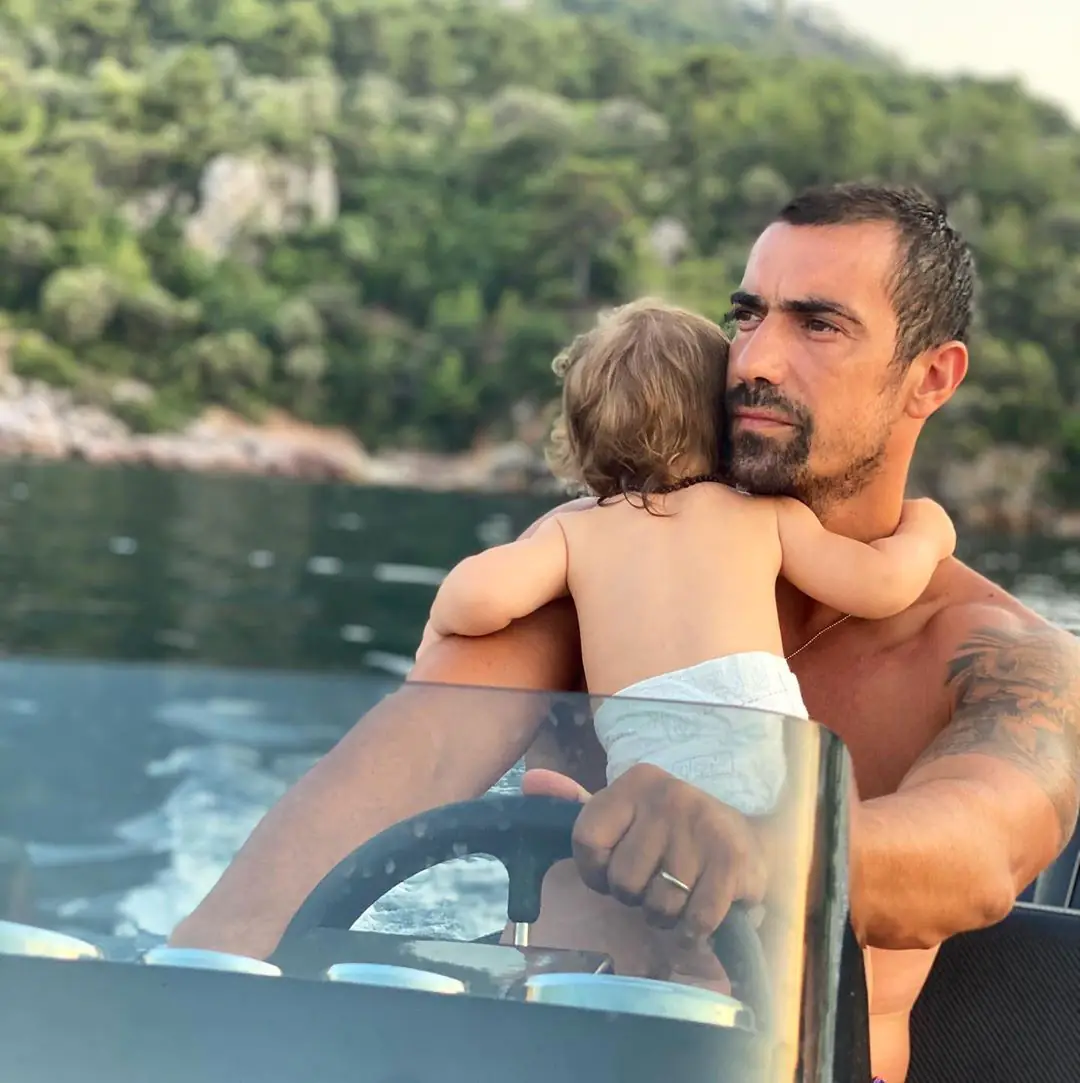 İbrahim Çelikkol ve Bülent İnal hayatlarının anlamını tek fotoğrafa sığdırdı 8