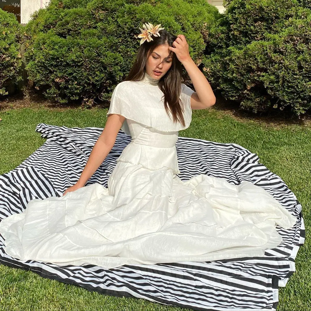 Demet Özdemir, tb yaptı, hayranları havada kaptı! 7