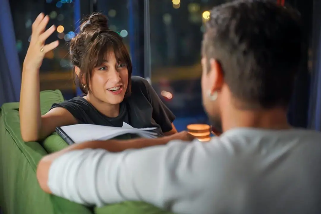 Hazal Kaya ve Onur Tuna'dan set halleri! 8