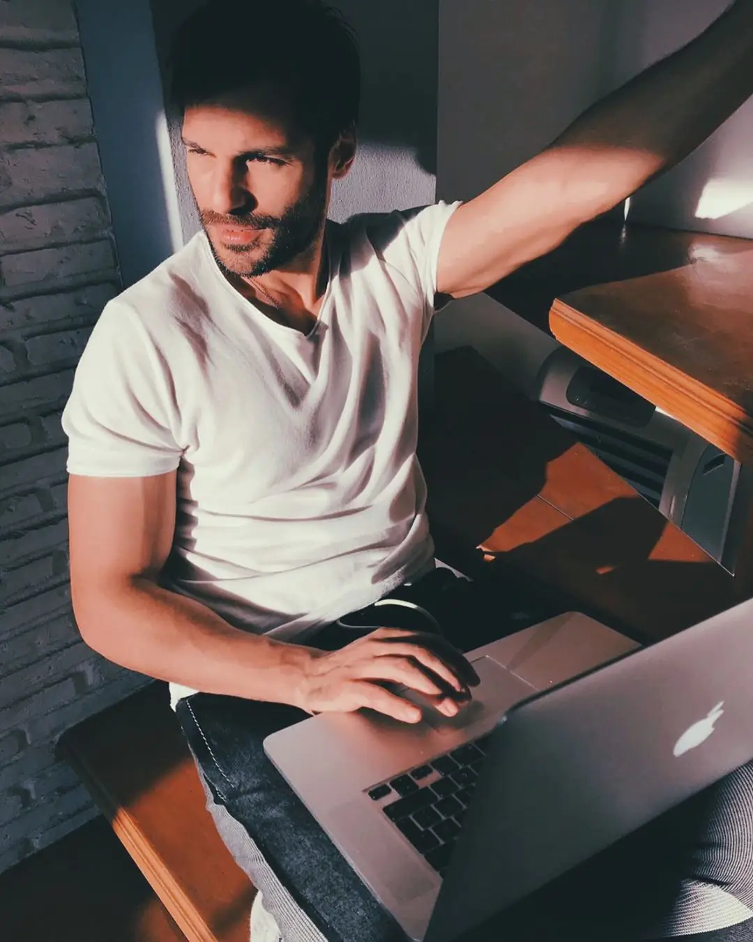 Instagram ateş aldı! Serkan Çayoğlu'nun pazar pozuna Özge Gürel de düştü! 7 Instagram ateş aldı! Serkan Çayoğlu'nun pazar pozuna Özge Gürel de düştü! 7