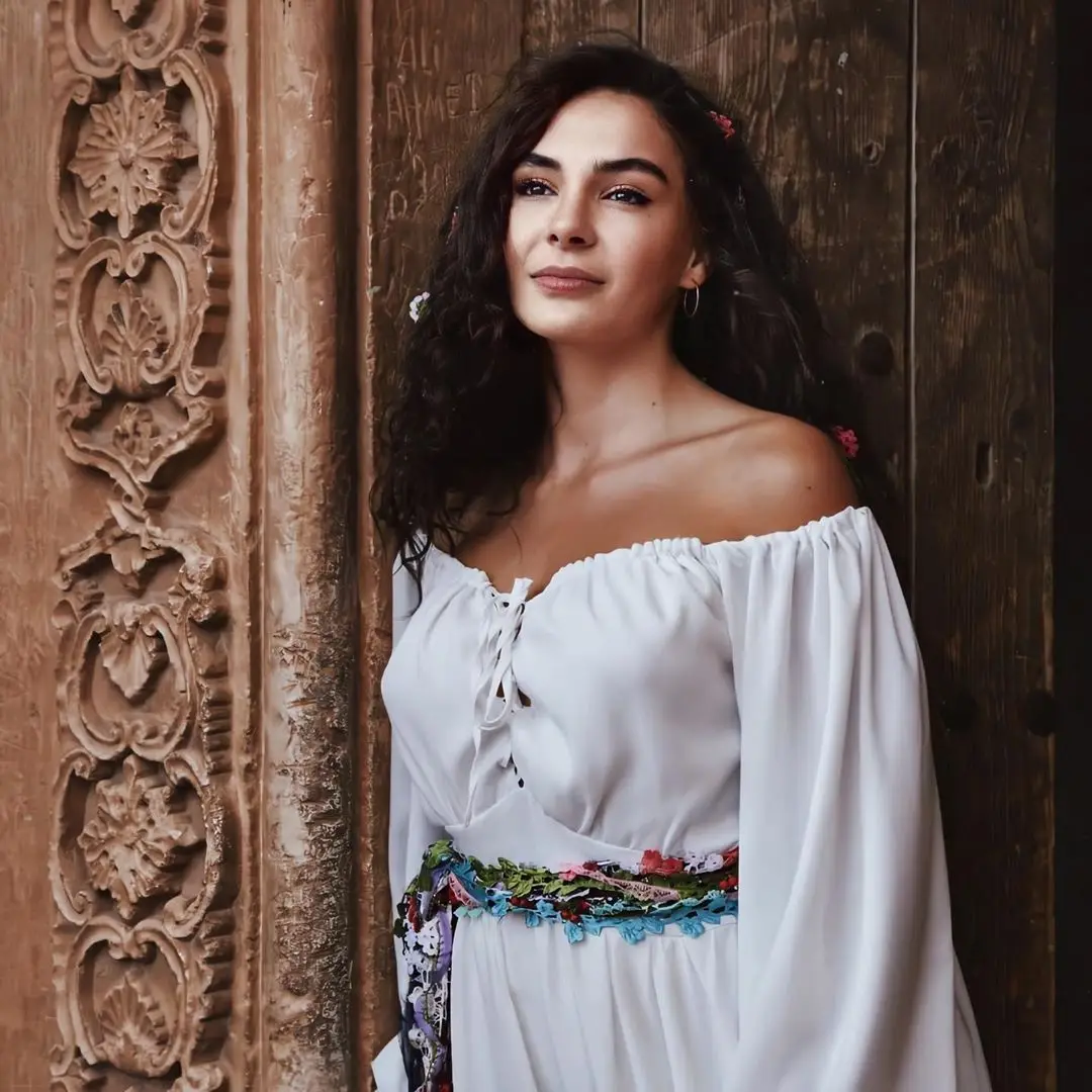 Ebru Şahin'in kavuşma heyecanı! Begüm Birgören'in unutamadığı dizisi 8