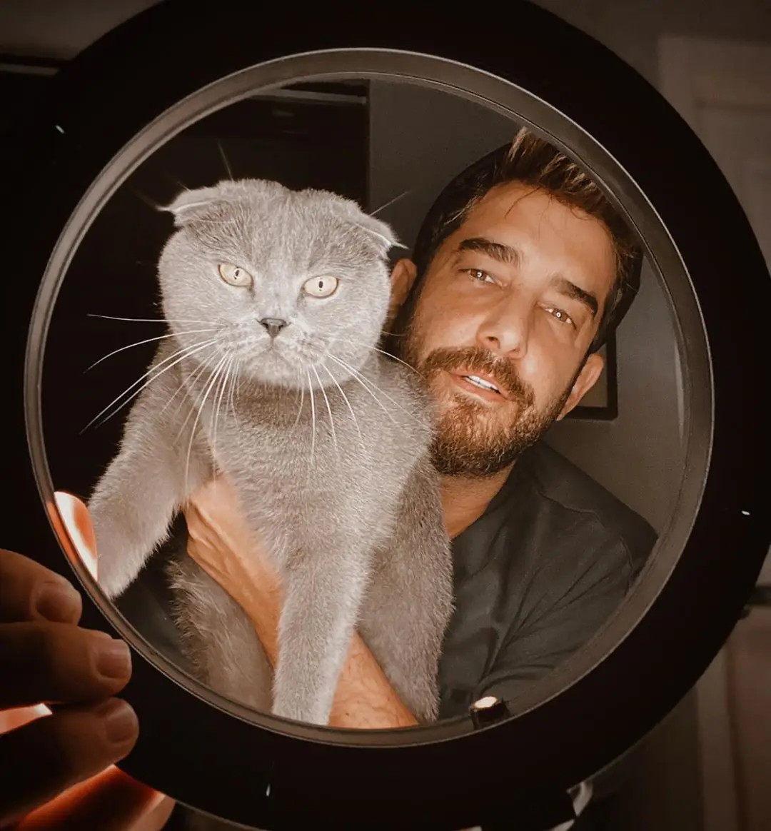 Enis Arıkan ile Aybüke Pusat'ın hayvan sevgisi bir başka! 8