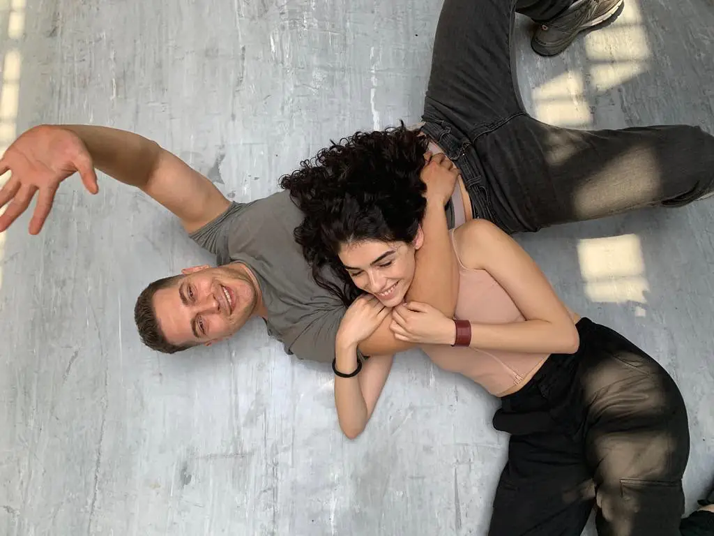 Bu ne sevgi! Hazar Ergüçlü'den Çağatay Ulusoy'a sevgi patlamalı kutlama! 7