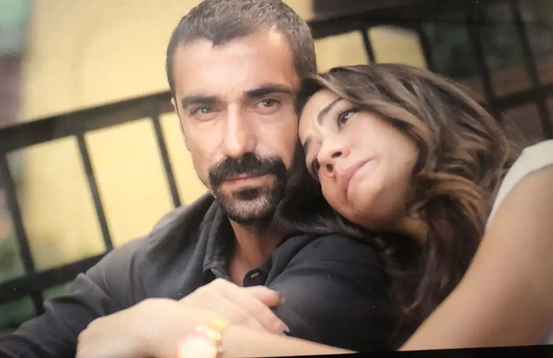 İbrahim Çelikkol ve Demet Özdemir'de ne güzel bir çağrı bu! 8