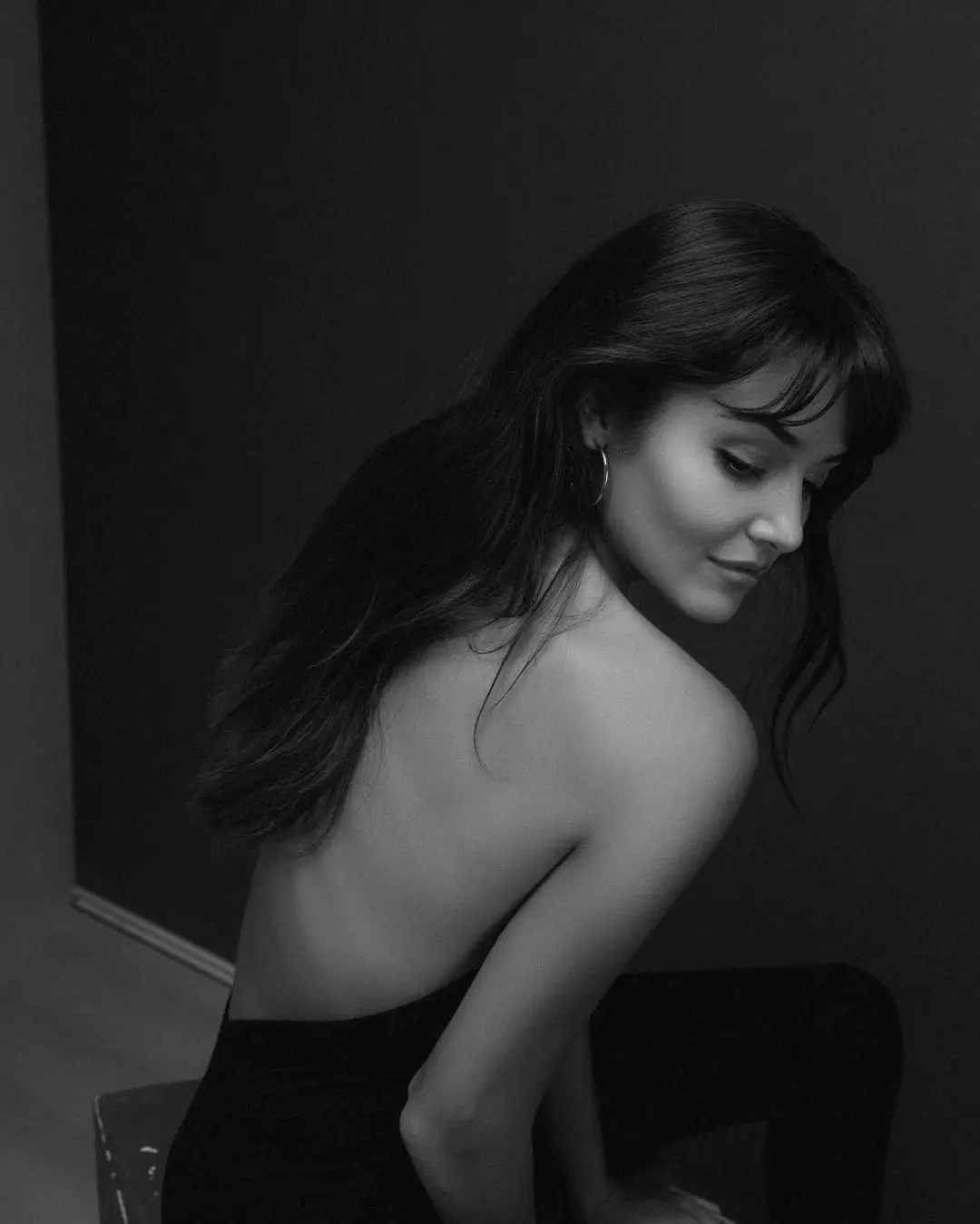 Sen Çal Kapımı'nın güzeli Hande Erçel hem seksi poz paylaştı hem de Kerem Bürsin'e ayar çekti! 10