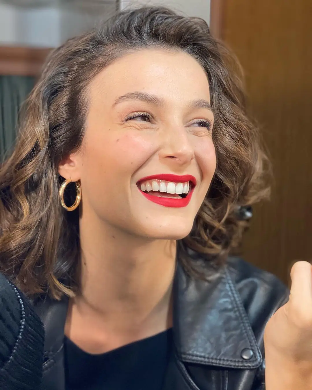 Büşra Develi, Akıncı setinden ilk kez paylaştı ve anlamlı bir mesaj verdi! 7
