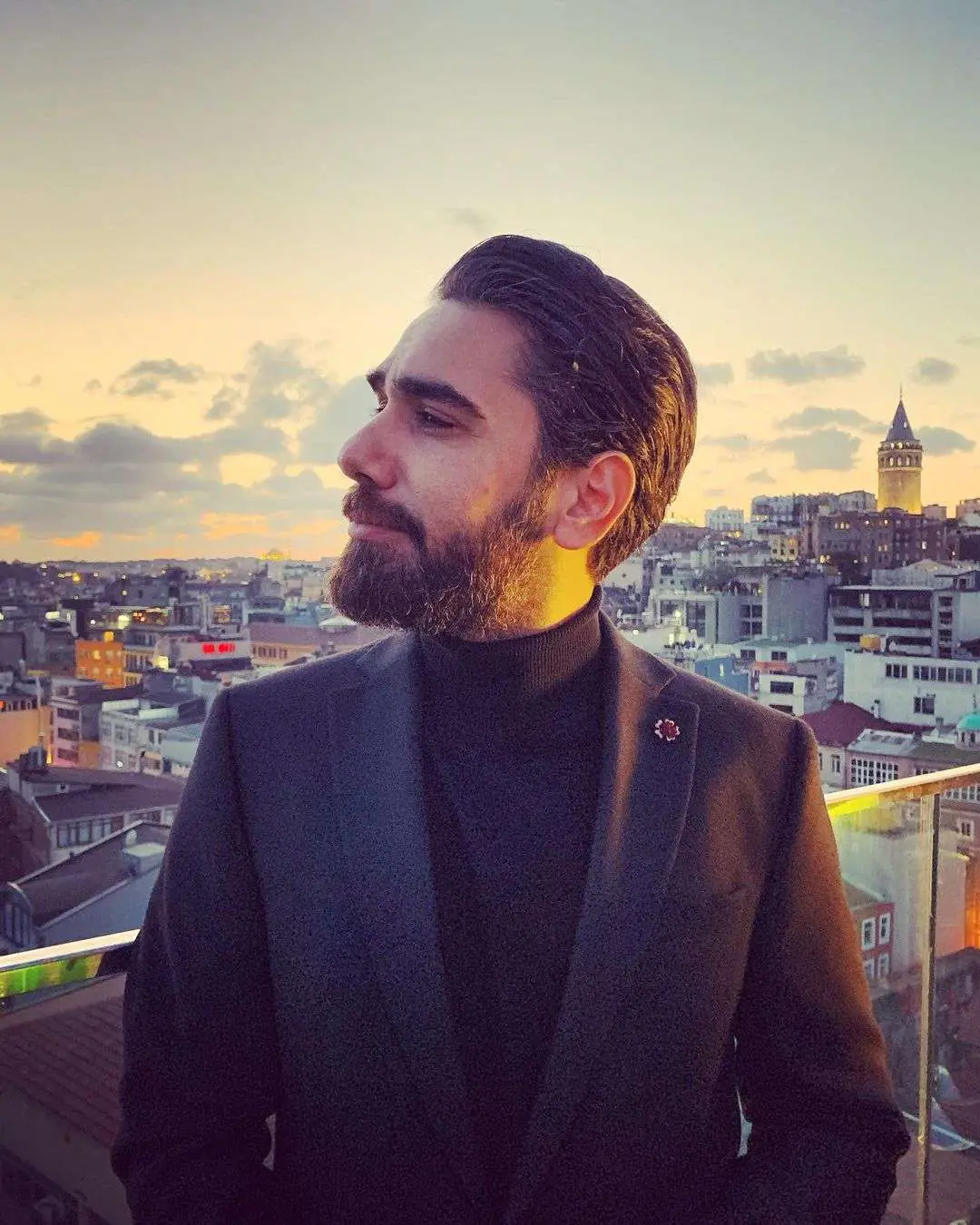 Kadir Doğulu'dan iki anlamlı mesaj! 7