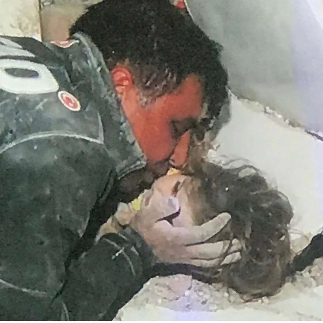 Mucize bebek Ayda'dan sonra Doğa Rutkay, Oktay Kaynarca, Bade İşçil'den duygu yüklü mesajlar 11