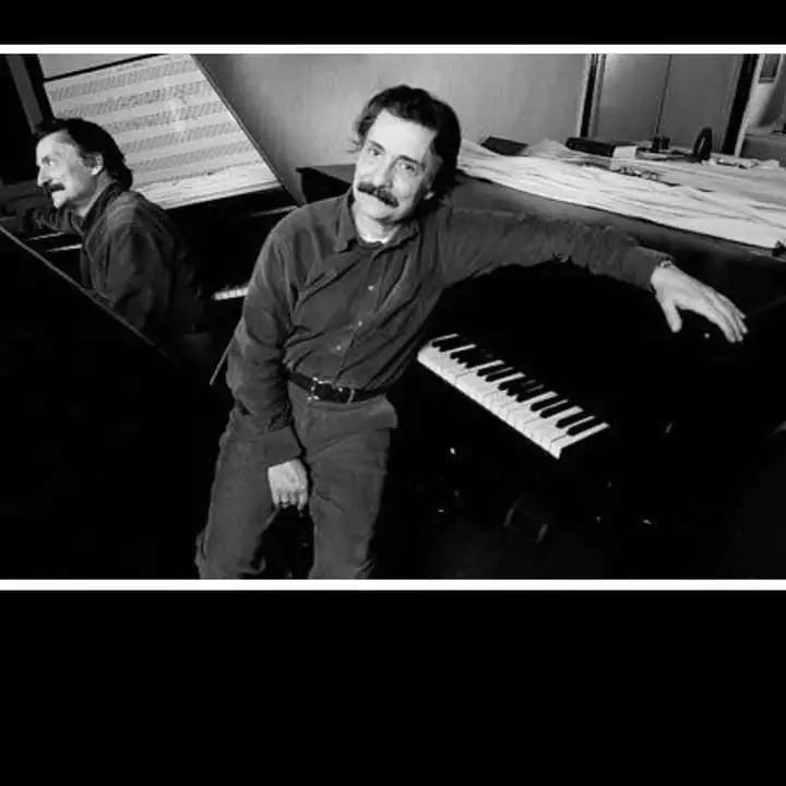 Müzik dünyasının acı kaybı Timur Selçuk'un ardından Deniz Çakır'dan anlamlı veda 7 Müzik dünyasının acı kaybı Timur Selçuk'un ardından Deniz Çakır'dan anlamlı veda 7