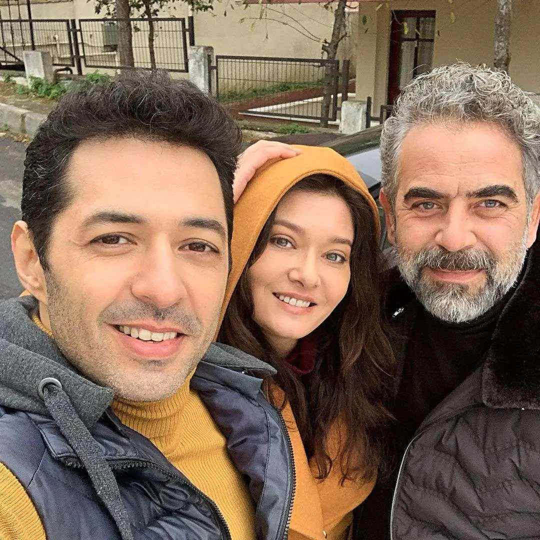 Kefaret dram kasıyor, Nurgül Yeşilçay komedi peşinde! 10